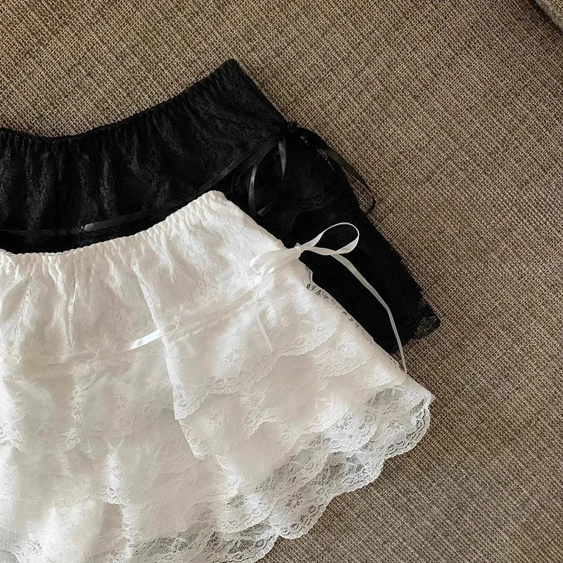 Lace Bowknot Ruffle Bloomers